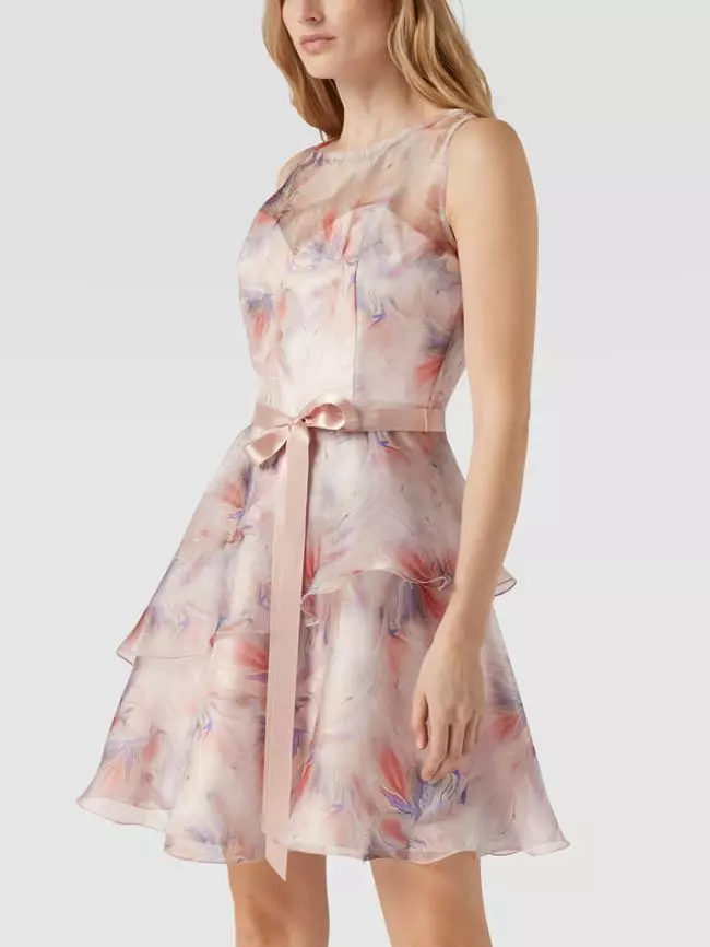 Swing Cocktailkleid Mit Floralem Muster - Rosé 6 Swing Cocktailkleid Mit Floralem Muster - Rosé – Bild 4