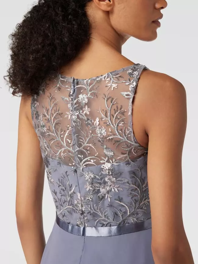 Luxuar Cocktailkleid Mit Floraler Stickerei - Bleu 5 Luxuar Cocktailkleid Mit Floraler Stickerei - Bleu – Bild 3