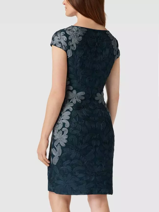 Christian Berg Cocktail Cocktailkleid Mit Zierbesatz - Bottle Meliert 7 Christian Berg Cocktail Cocktailkleid Mit Zierbesatz - Bottle Meliert – Bild 5