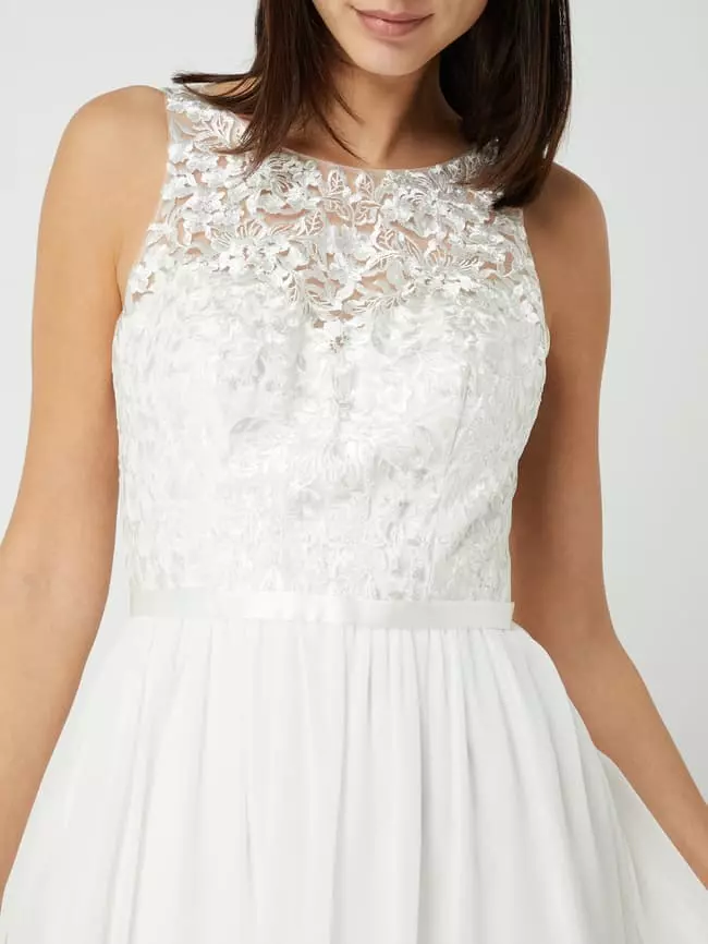 Luxuar Brautkleid Mit Floralen Stickereien - Offwhite 5 Luxuar Brautkleid Mit Floralen Stickereien - Offwhite – Bild 3