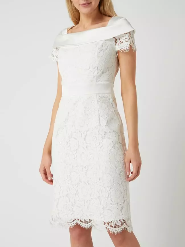 Apart Glamour Brautkleid Aus Floraler Spitze - Offwhite 6 Apart Glamour Brautkleid Aus Floraler Spitze - Offwhite – Bild 4