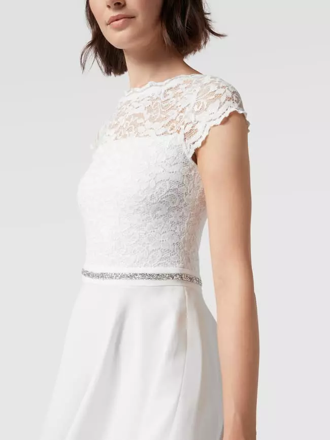 Swing Brautkleid Mit Floralen Stickereien Und Ziersteinen - Offwhite 5 Swing Brautkleid Mit Floralen Stickereien Und Ziersteinen - Offwhite – Bild 3