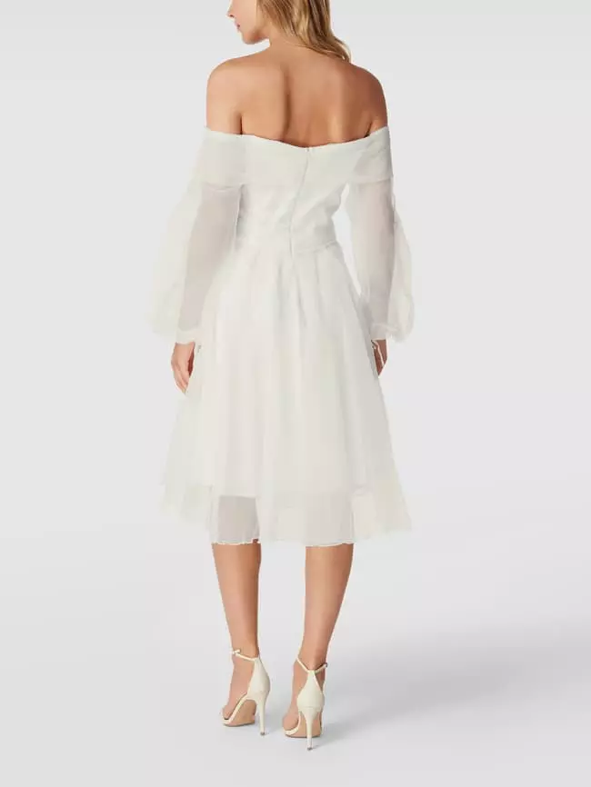 TROYDEN COLLECTION Brautkleid Mit Carmen-Ausschnitt - Weiß 7 TROYDEN COLLECTION Brautkleid Mit Carmen-Ausschnitt - Weiß – Bild 5