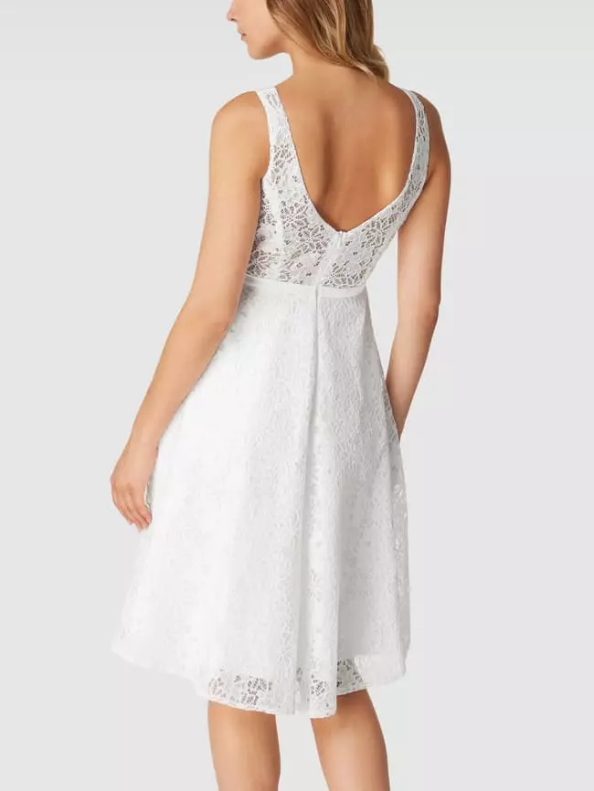 TROYDEN COLLECTION Brautkleid Mit Floraler Spitze - Weiß 7 TROYDEN COLLECTION Brautkleid Mit Floraler Spitze - Weiß – Bild 5