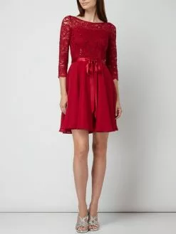 Swing Cocktailkleid Aus Häkelspitze Modell 'STAMM' - Bordeaux Rot