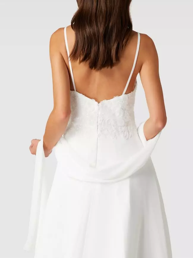 Mascara Brautkleid Mit Floralen Stickereien - Offwhite 8 Mascara Brautkleid Mit Floralen Stickereien - Offwhite – Bild 6