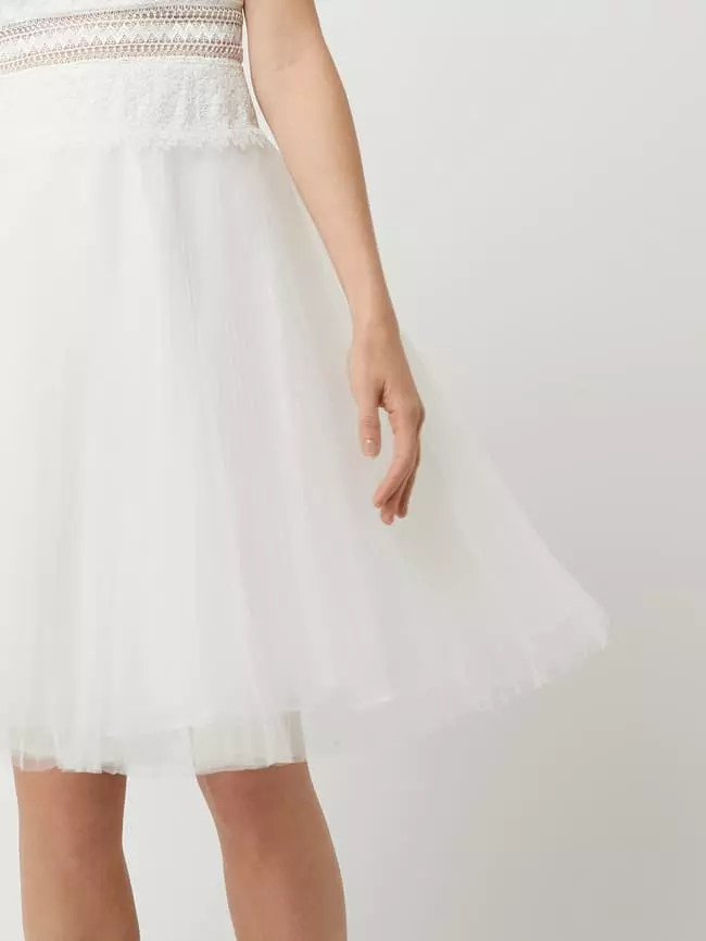 Luxuar Brautkleid Aus Tüll Mit Plisseefalten - Offwhite 8 Luxuar Brautkleid Aus Tüll Mit Plisseefalten - Offwhite – Bild 6