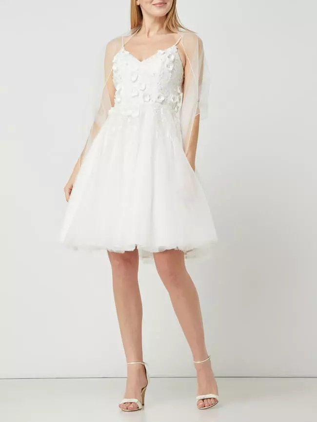 Unique Brautkleid Aus Tüll Mit Blüten-Applikationen - Offwhite 8 Unique Brautkleid Aus Tüll Mit Blüten-Applikationen - Offwhite – Bild 6