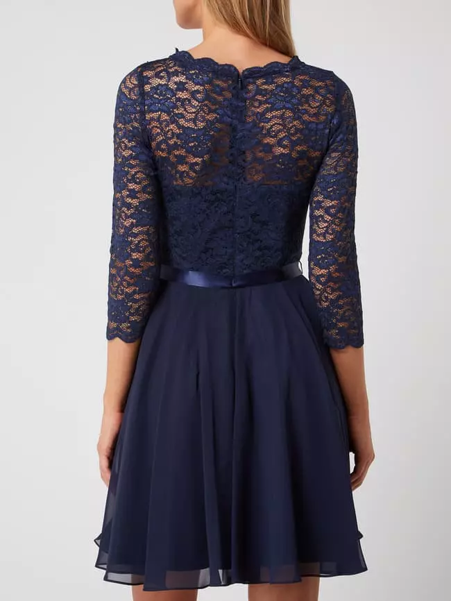 Swing Cocktailkleid Aus Floraler Spitze Mit Ausgestelltem Rockteil - Dunkelblau 7 Swing Cocktailkleid Aus Floraler Spitze Mit Ausgestelltem Rockteil - Dunkelblau – Bild 5