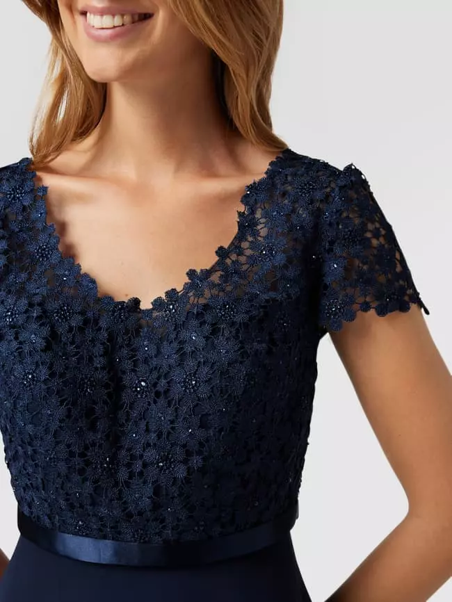 Luxuar Cocktailkleid Mit Ziersteinen Und Floralen Stickereien - Dunkelblau 5 Luxuar Cocktailkleid Mit Ziersteinen Und Floralen Stickereien - Dunkelblau – Bild 3