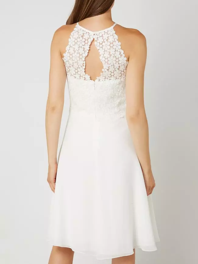 Luxuar Brautkleid Mit Cut Out - Offwhite 7 Luxuar Brautkleid Mit Cut Out - Offwhite – Bild 5