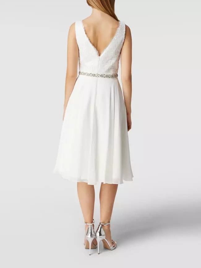 Mascara Brautkleid Mit Floraler Spitze Und Ziersteinen - Ecru 7 Mascara Brautkleid Mit Floraler Spitze Und Ziersteinen - Ecru – Bild 5