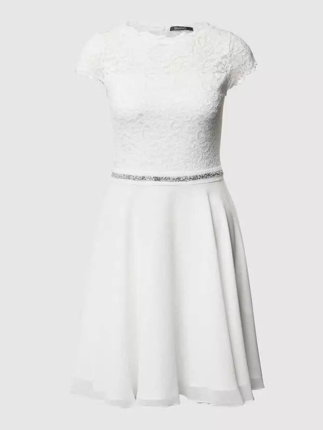 Swing Brautkleid Mit Floralen Stickereien Und Ziersteinen - Offwhite 4 Swing Brautkleid Mit Floralen Stickereien Und Ziersteinen - Offwhite – Bild 2