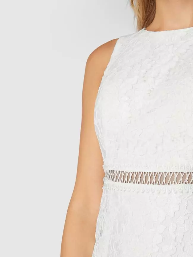 TROYDEN COLLECTION Brautkleid Mit Floraler Spitze - Weiß 5 TROYDEN COLLECTION Brautkleid Mit Floraler Spitze - Weiß – Bild 3