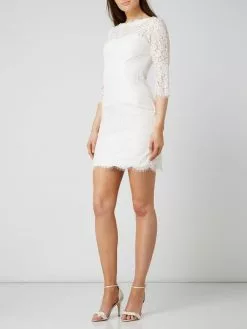 Unique Brautkleid Mit Pailletten- Und Zierperlenbesatz - Offwhite