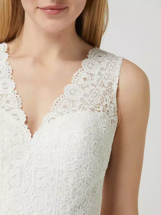 Luxuar Brautkleid Mit Schleppe - Offwhite 5 Luxuar Brautkleid Mit Schleppe - Offwhite – Bild 3