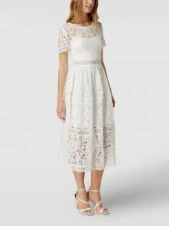 Apart Glamour Kurzärmeliges Brautkleid Mit Floralen Stickereien - Offwhite