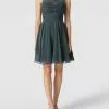 Laona Cocktailkleid In Minilänge Mit Strasssteinbesatz - Grün -Formal Dress Geschäft 9ks3cc1lakpk8cqlagskcd9j997kghal892j4c9laha4mh9k9krkidhoa514mgq28973ie9n9db4se9p8so68d1ocop3ed336cs66e9kc5ij6e9jcdh62pj2cor36chn6coj0d8