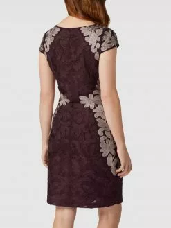 Christian Berg Cocktail Cocktailkleid Mit Zierbesatz - Aubergine -Formal Dress Geschäft 9sskojic84ol6hpja52kciql6p34oha89gq4sgqlakrl0cqm61358jif859kadhi70q54lid895k8j2284o64phg71h30c9icgqjgd9k71hjieb2c8r3ep9o6oo64db66lijgd0
