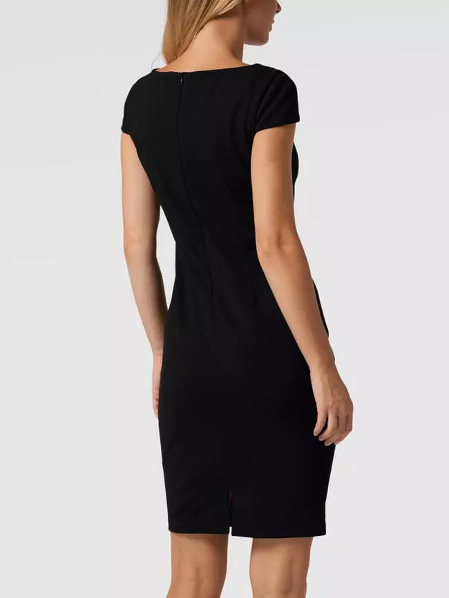 Paradi Cocktailkleid Mit Angeschnittenen Ärmeln Und Raffungen - Schwarz 7 Paradi Cocktailkleid Mit Angeschnittenen Ärmeln Und Raffungen - Schwarz – Bild 5