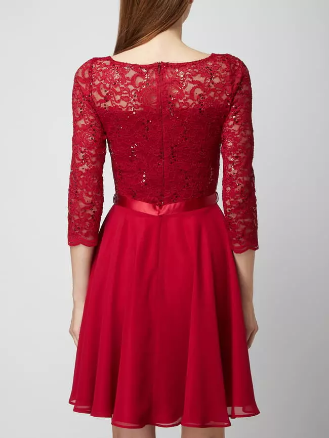 Swing Cocktailkleid Aus Häkelspitze Modell 'STAMM' - Bordeaux Rot 7 Swing Cocktailkleid Aus Häkelspitze Modell 'STAMM' - Bordeaux Rot – Bild 5