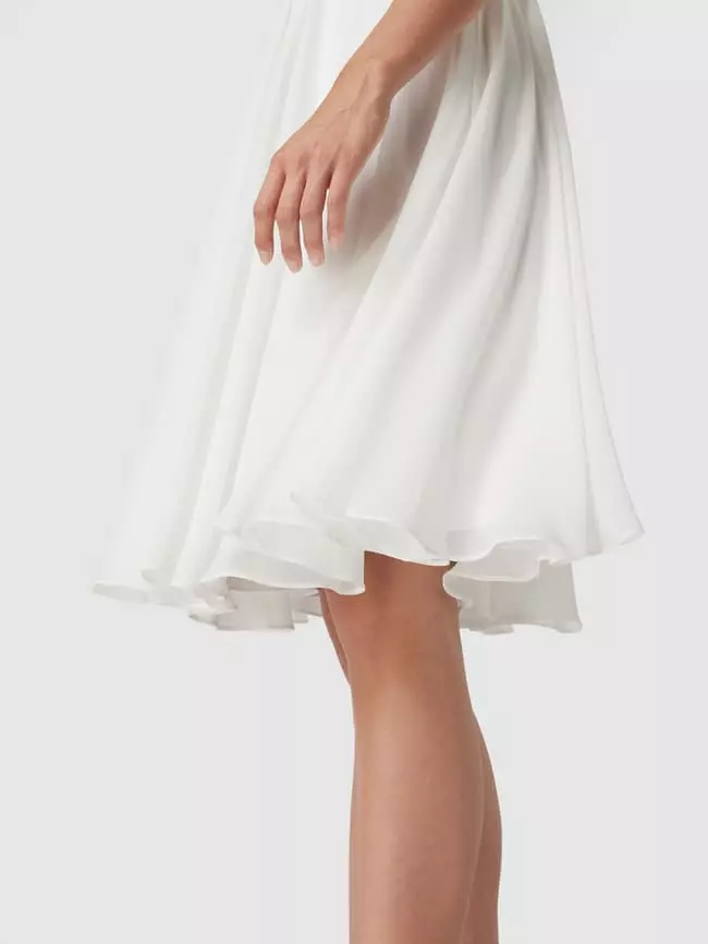 Luxuar Brautkleid Mit Floralen Stickereien Und Zierperlen - Offwhite 8 Luxuar Brautkleid Mit Floralen Stickereien Und Zierperlen - Offwhite – Bild 6