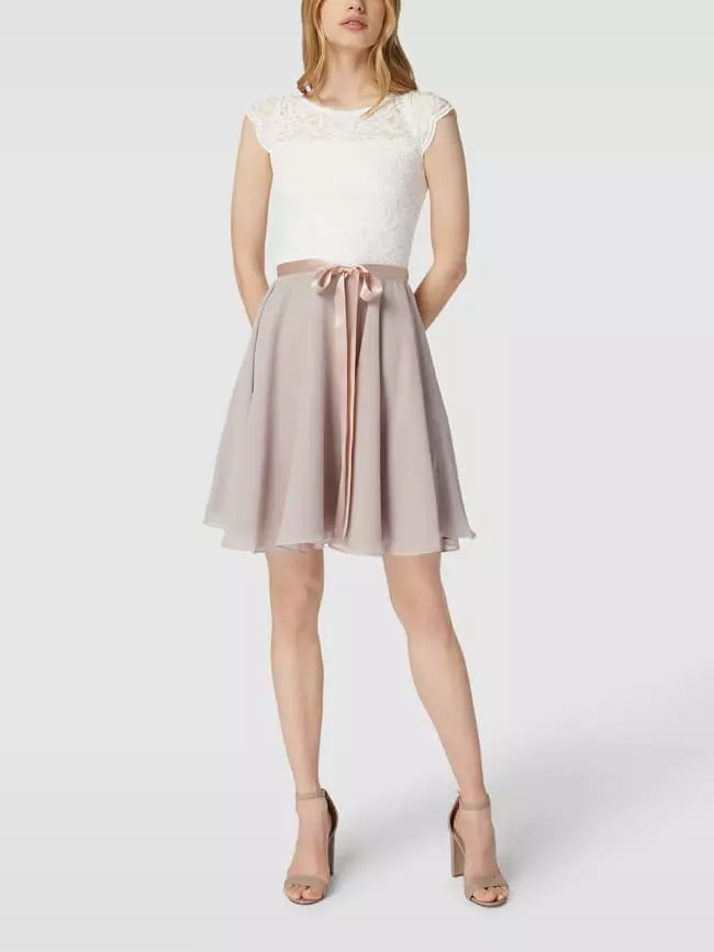 Swing Cocktailkleid Mit Spitzenbesatz - Altrosa 3 Swing Cocktailkleid Mit Spitzenbesatz - Altrosa