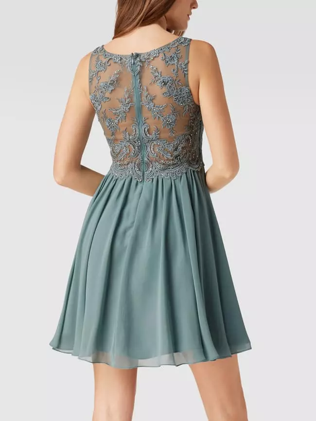 Laona Cocktailkleid Aus Tüll Mit Strasssteinen - Schilf 7 Laona Cocktailkleid Aus Tüll Mit Strasssteinen - Schilf – Bild 5