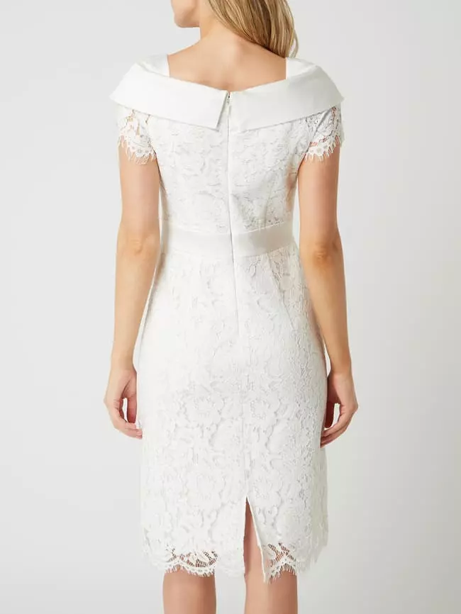 Apart Glamour Brautkleid Aus Floraler Spitze - Offwhite 7 Apart Glamour Brautkleid Aus Floraler Spitze - Offwhite – Bild 5