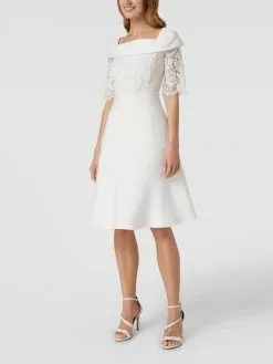 Apart Glamour Kurzärmeliges Brautkleid Mit Floralen Stickereien - Offwhite