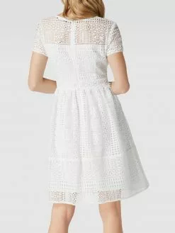 Swing Brautkleid Mit Lochstickereien - Offwhite -Formal Dress Geschäft alb4ihi4ad6kadija9644dqaalb50d9la19lagid9p748gq894pjeeaa6h8l2iim89446hij6kq5cd2bah3j0opgcgqm2d1g6lhmac1k60p6cohic8o30e1mcosjgo9ncgr3gd8